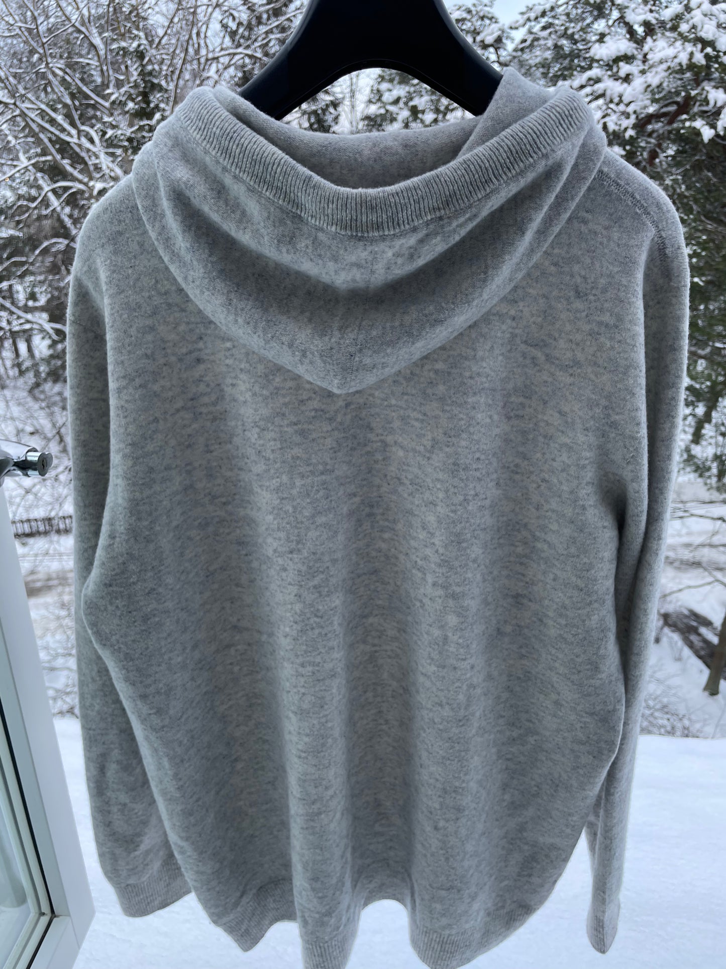 Ljusgrå Stickad Hoodie